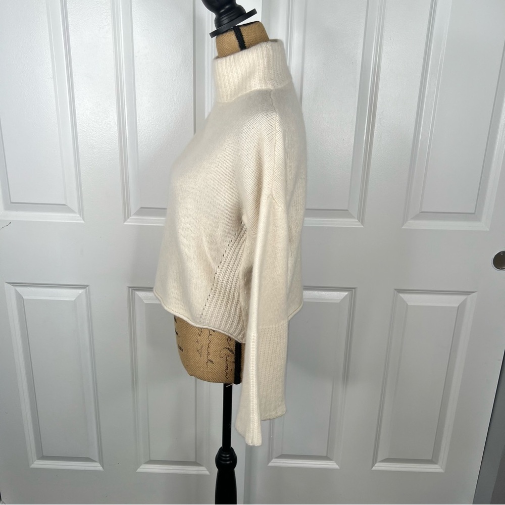 Sz XS Skull Cashmere 100% cashmere sweater with bell sleeves Preloved $395 MSRP - Picture 4 of 11